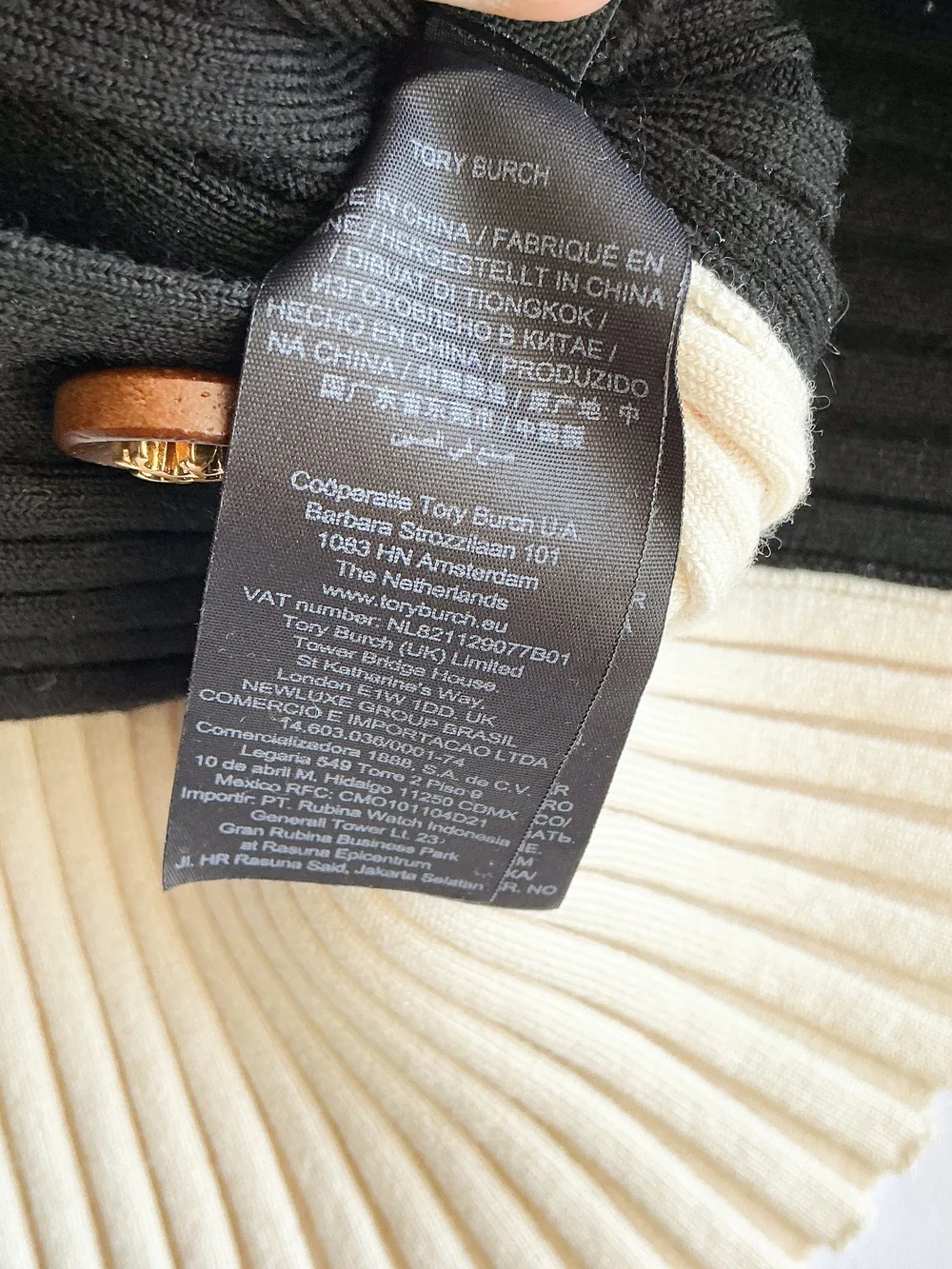 Tory Burch *** small